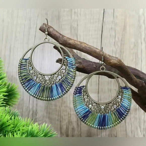 ANTIQUE BRONZE EARRINGS - Picture 7 of 13